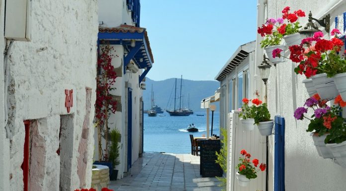 Derin Maviliklere Yolculuk: Bodrum