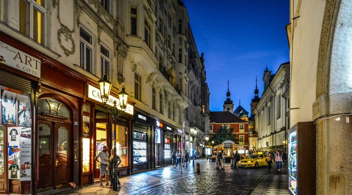 Biri Alışveriş mi Dedi: Prag Sizleri Bekliyor…