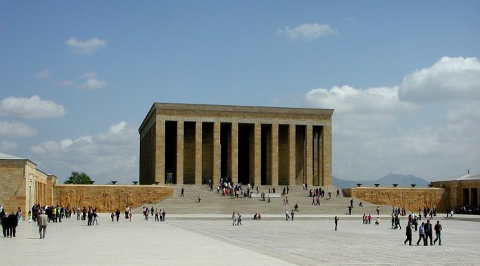 Türkiye’nin Başkenti ve Başşehri Ankara