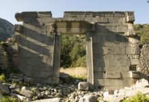 Antik Yolların İzinde: Türkiye’nin Tarihi Yürüyüş Rotaları